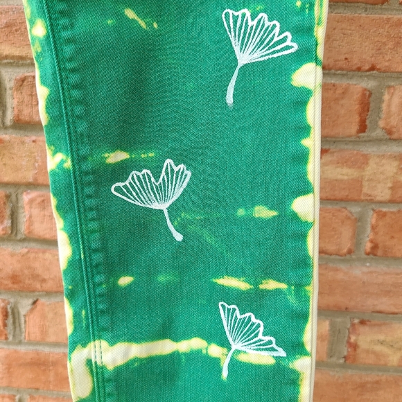 Kensie Hand Painted ankle Biter Skinny Jeans green - Picture 4 of 10